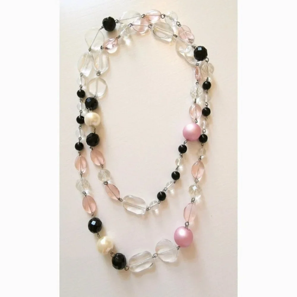Vintage Czech Art Glass necklace Pink black